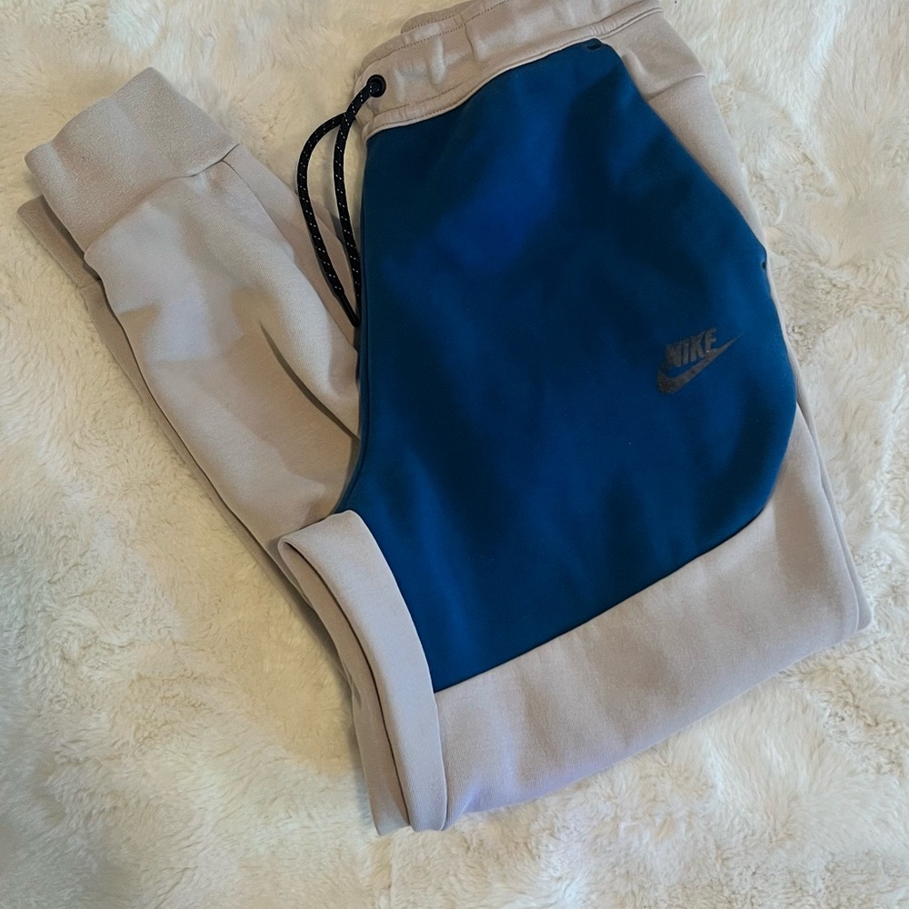 Nike Blue and Cream Sweatpants with Drawstring Waist